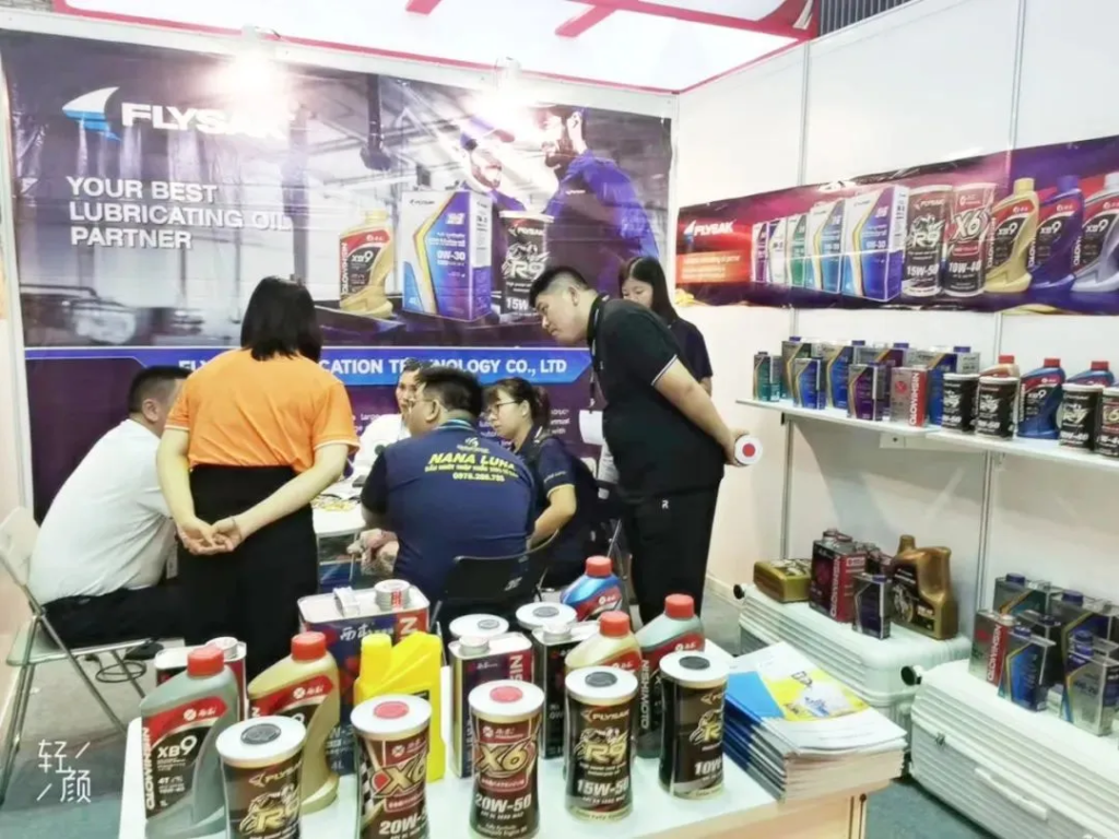 FLYSAK Lunricating oil exhibited at 2023 Vietnam Ho chi Minh Auto Parts and After-sales Service Exhibition(AUTOMECHANIKA)插图2